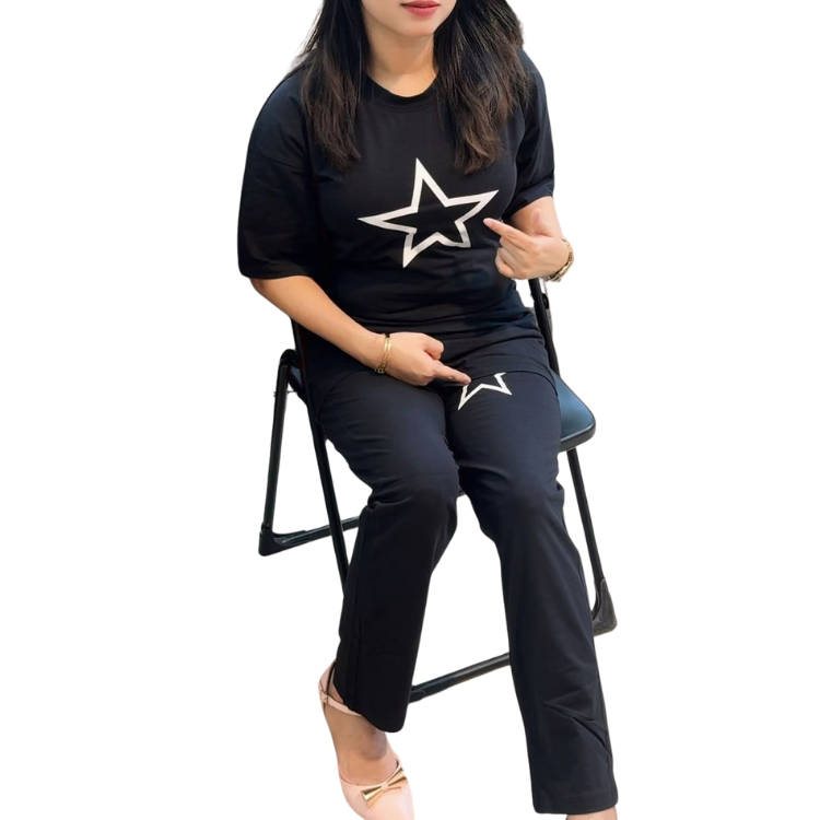 অভিশ্বাস্য মুল্যে প্রিমিয়াম ব্ল্যাক স্টার-প্রিন্টেড LYCRA কো-অর্ড সেট