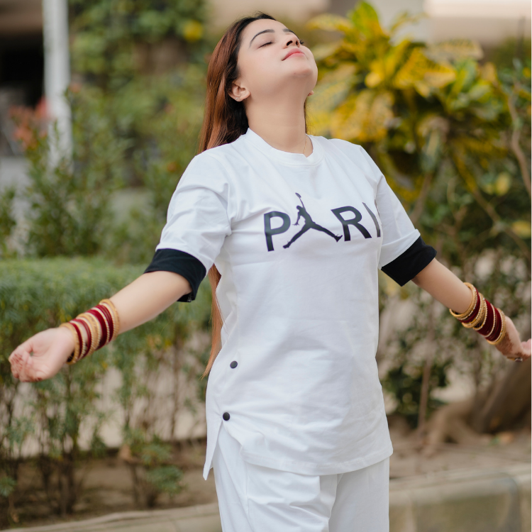 অভিশ্বাস্য মুল্যে প্রিমিয়াম সাদা “PARIS” Lycra-কটন কো-অর্ড সেট